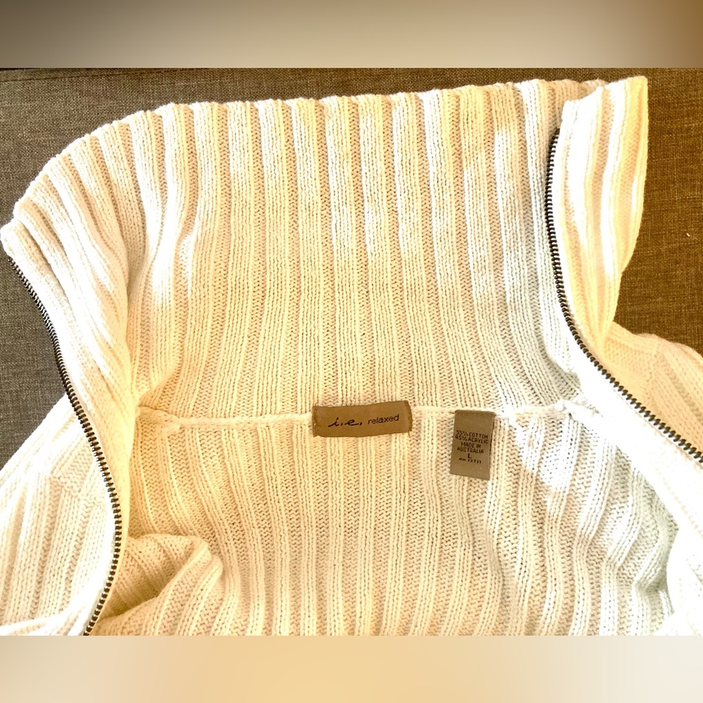 ie relaxed Cottony Creamy White Ribbed Zip-Up Spring Cardigan - Picture 7 of 10